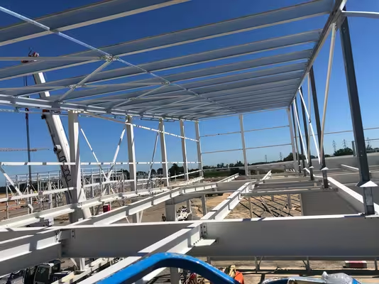 Prefabricated Steel Structure Hangar with Hot-Rolled Galvanized Frame